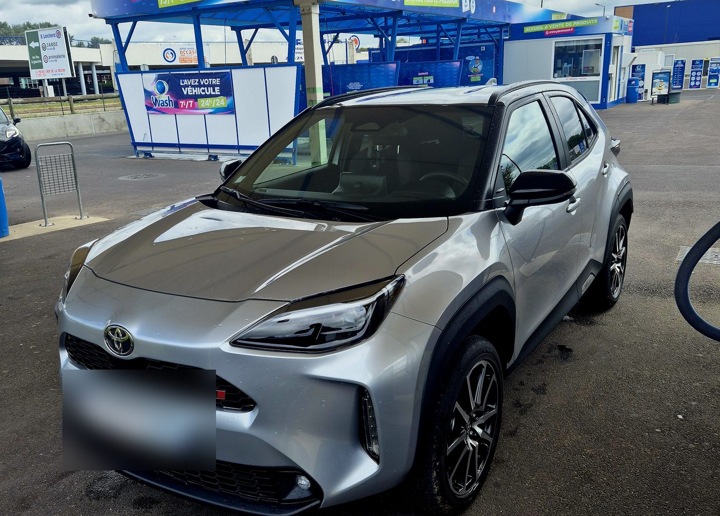 Toyota Yaris Cross utilisée pour les courses VTC Elbeuf